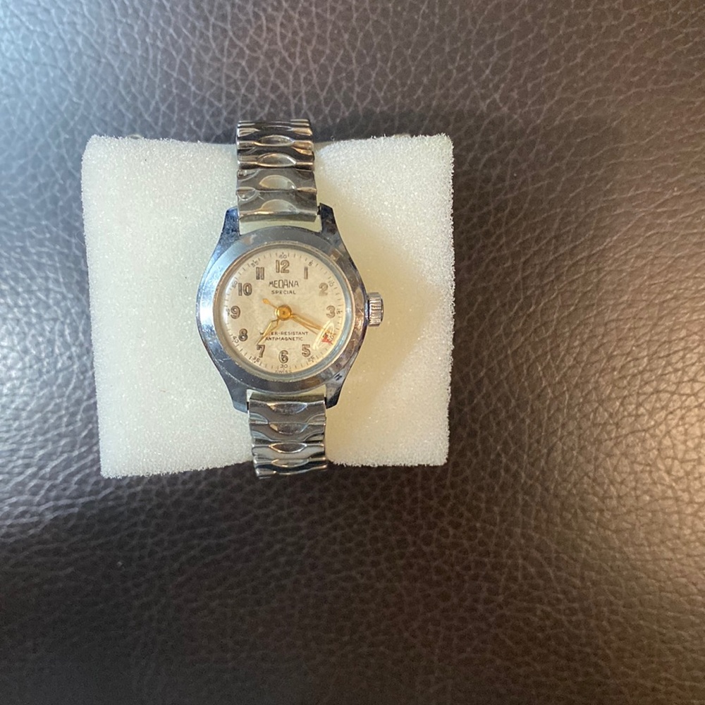 Medana Special water Resistant, antimagnetic watch